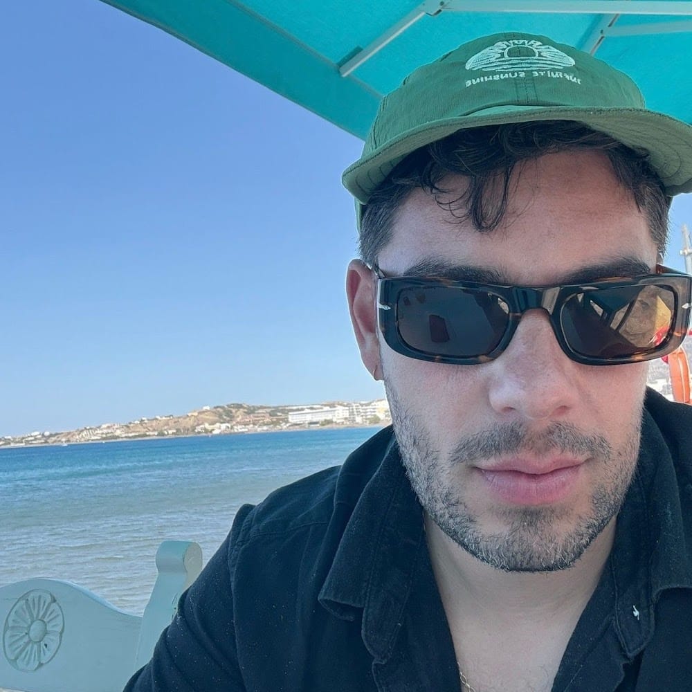 Thomas Verghese's avatar